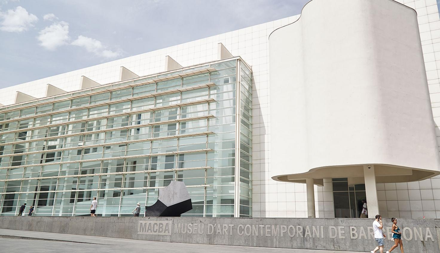MACBA (Barselona Çağdaş Sanat Müzesi)